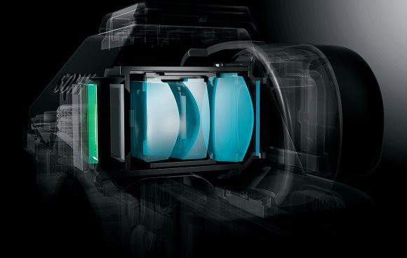 XGA OLED Tru-Finder means more certainty